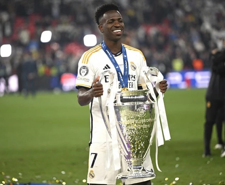 Vinicius Jr. winning the Champions League with Real Madrid