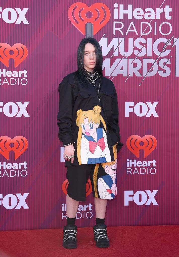 Billie Eilish wearing Sailor Moon's merch to red carpet