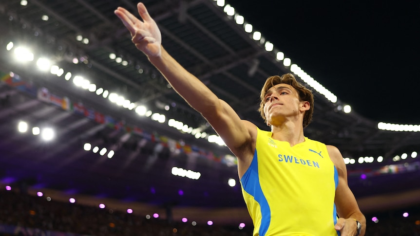 Armand Duplantis in 2024 Olympics