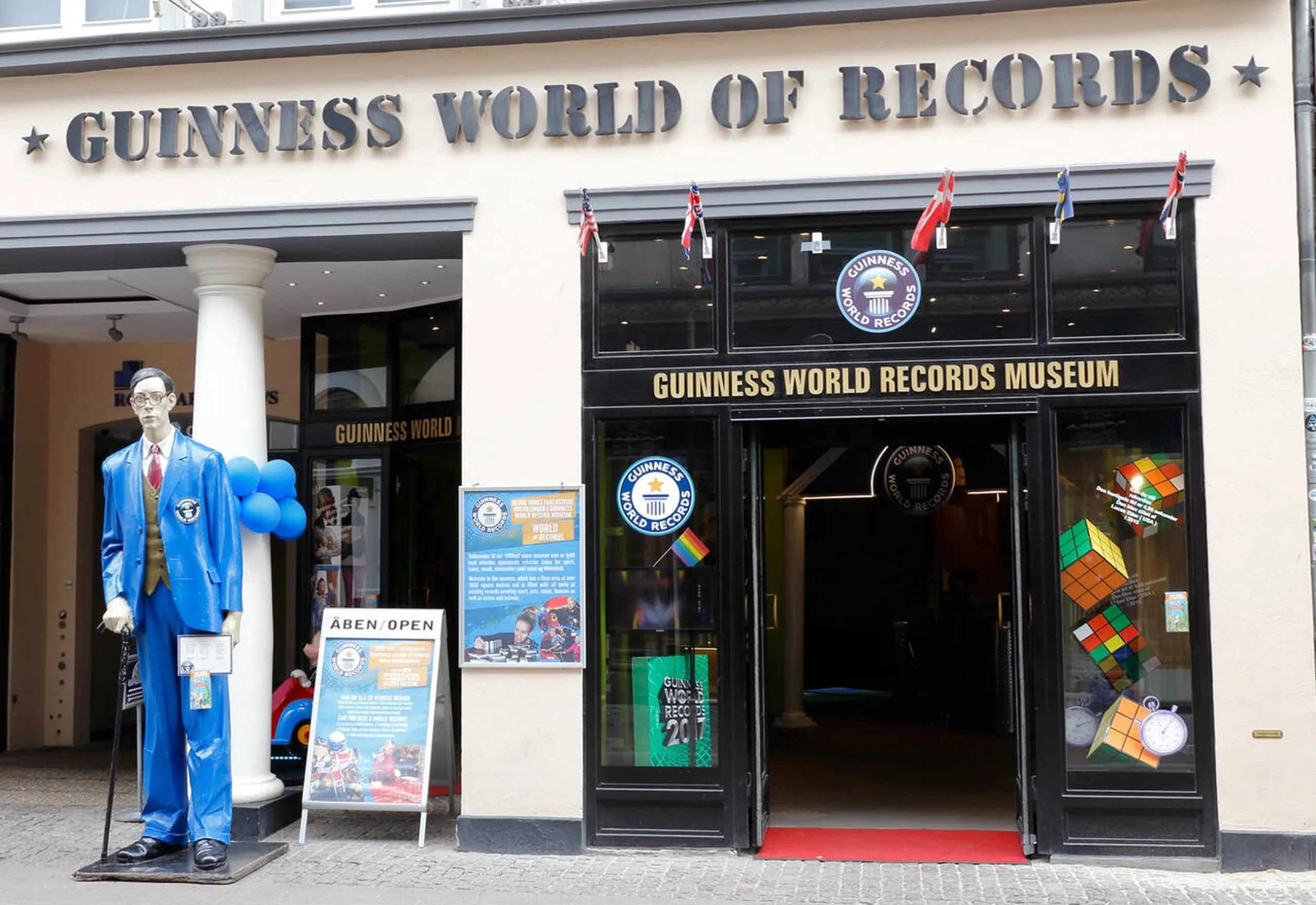 Guinness world records museum