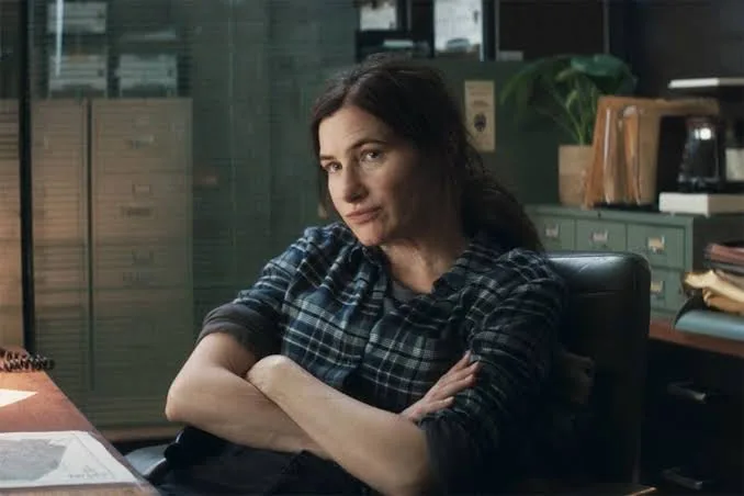 Kathryn Hahn as Agatha Harkness in Episode 1