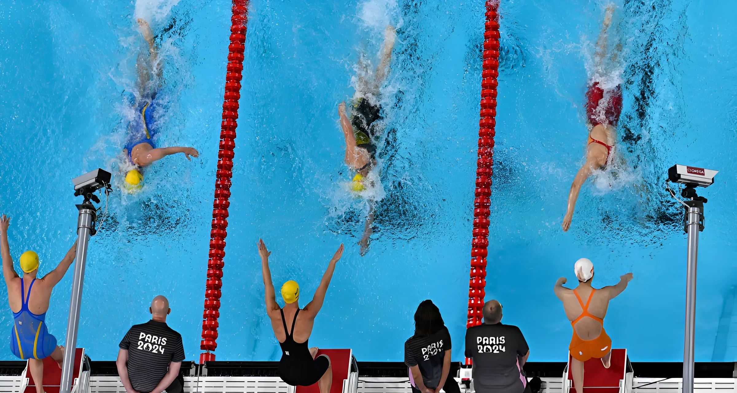 Women's 4x100m freestyle relay swimming event at the Paris 2024 Olympic 